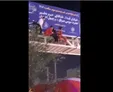 خودکشی ناکام دختر جوان روی پل عابر پیاده +فیلم