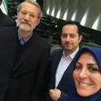 سلفی خانم مجری با رئیس مجلس +عکس