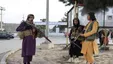 شلاق زدن دردناک جوان افغان توسط طالبان +فیلم