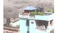 ببینید| ویدئویی پربازدید از خانه‌ای که در سیل نپال سالم ماند