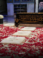 حضور داماد و فرزندان رهبر شهید در مشهد + عکس