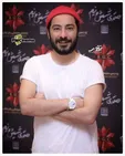 نوید محمدزاده‌ی کلاه قرمزی!  +عکس