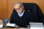 پزشکیان: اختیارات لازم به استان‌ها تفویض می‌شود