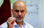 مومنی، اقتصاددان: مردم اصلا توان خرید ندارند که بخواهند به فروشگاه‌ها هجوم آورند | ۴۰ درصد جامعه زیر خط فقر و ۴۰ درصد دیگر نیز در آستانه فروافتادن به زیر خط فقر هستند