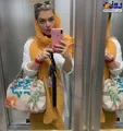 تیپ به روز دنیا مدنی در آسانسور+عکس