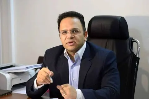 قهرمانپور: چین حاضر نیست برای ایران با آمریکا درگیر شود | روسیه از تداوم تنش تهران و واشنگتن سود می‌برد