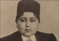 عکس| «احمدشاه قاجار» در سفر به اسپانیا در کنار «آلفونسوی سیزدهم»؛ ۱۰۴ سال قبل