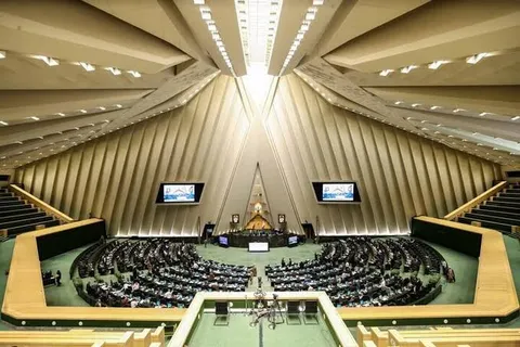 پژمانفر رئیس کمیسیون اصل ۹۰ مجلس ماند