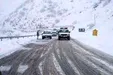 بارش برف و باران در ابیشتر محورهای مواصلاتی/ شرایط برای سفر مناسب نیست