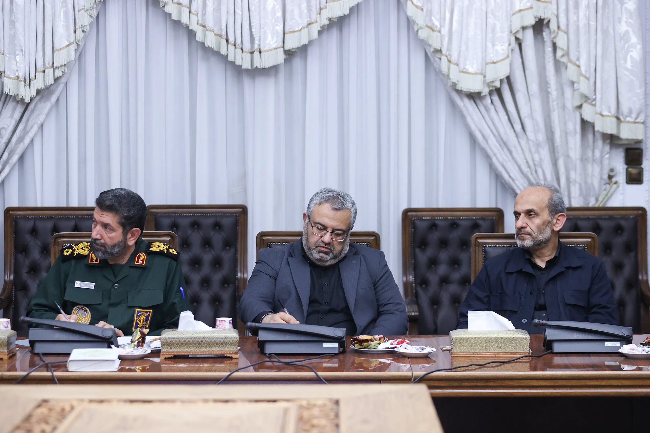 اولین تصاویر از سردار احمد وحیدی پس از جنگ