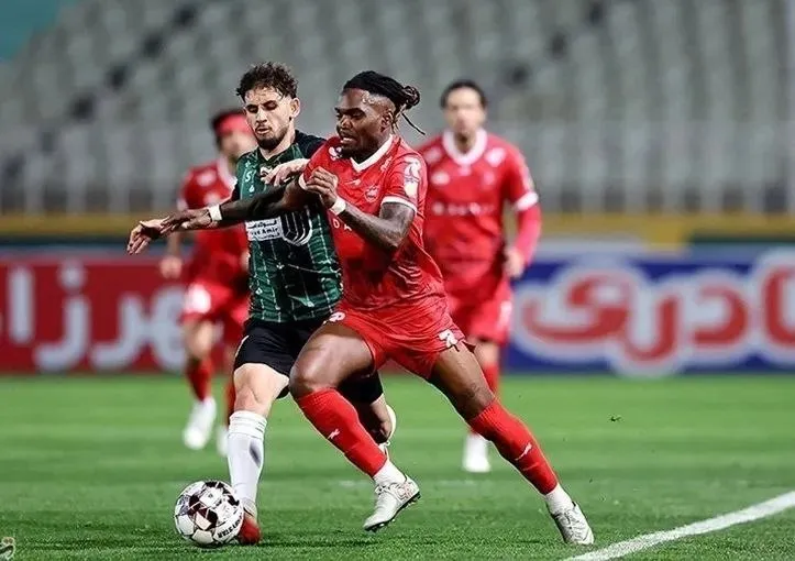بیفوما در پرسپولیس ماندنی شد