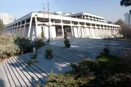 ببینید| وضعیت تاسف برانگیز محوطه باز و درختان موزه فرش ایران
