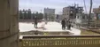 مرگ دلخراش بر اثر سقوط از هواپیما در کابل/ مردم چرخ هواپیمای در حال پرواز را می گیرند! +فیلم