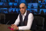 تصویر «امیریل ارجمند» در کنار همسر و فرزندان‌اش