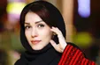 نوازش مار غول پیکر توسط خانم بازیگر +فیلم
