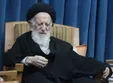 مرجعیت فراتر از دسته بندی‌های سیاسی است/ اعتذار مورد انتظار است