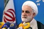 دشمن می‌خواهد مردم را تحت فشار قرار دهد