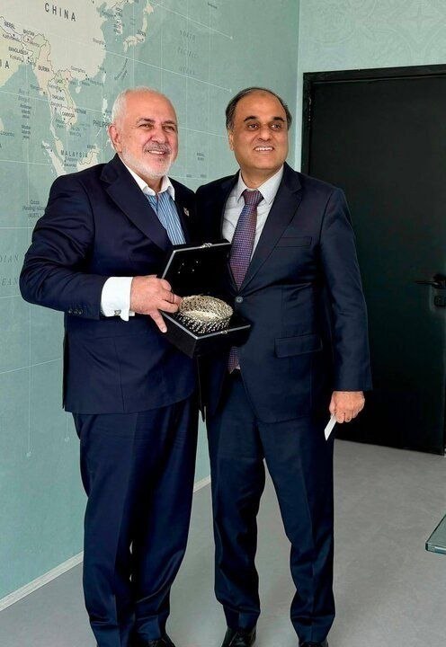 دیدار سفیر پاکستان در تهران با ظریف