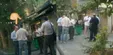 فالوده خوری سرمربی جدید پرسپولیس در خیابان‌های تهران +عکس