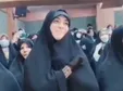 ابراز احساسات دو زن در مراسم سالروز ارتحال امام به سبک الهام چرخنده +فیلم