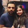 احسان علیخانی در پشت صحنه برنامه عصر جدید +عکس