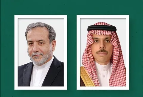  گفت‌وگوی تلفنی عراقچی و بن فرحان درباره تنش در منطقه