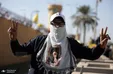 تصویر رهبر انقلاب در دست معترضان عراقی