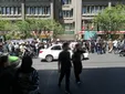 تجمع اعتراضی دانش‌آموزان مقابل وزارت آموزش و پرورش: در شرایط جنگی چگونه درس می‌خواندیم؟