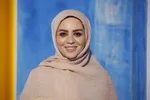 ببینید| اقدام عجیب مجری صداوسیما؛ ورود به برنامه زنده با اسب!