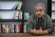 ببینید| سوالات عجیب خوش چشم در آنتن زنده بعد از ممنوع التصویری