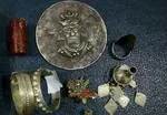 کشف کردن عتیقه‌جات هزاره اول قبل از میلاد