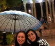 دختر بزرگ ژاله صامتی زیر بارون + عکس