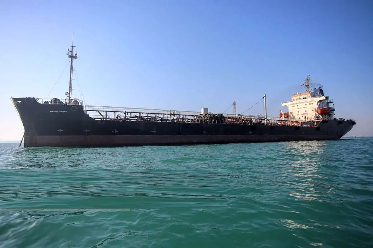 سیگنالهای ترافیکی تنگه هرمز به روایت فایننشال تایمز سیگنالهای ترافیکی تنگه هرمز به روایت فایننشال تایمز