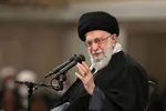 رهبری: توصیه من به مشارکت به خاطر کوتاه کردن زبان بدگویان است
