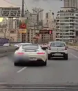 ببینید| حرکات خطرناک راننده بنز گذرموقت در اتوبان