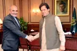 عمران خان: اهمیت فراوانی برای روابط با ایران قائل هستیم
