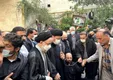 تصاویر اقامه نماز بر پیکر مرحوم سید محمود دعایی توسط سیدحسن خمینی +فیلم