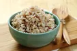 طرز تهیه برنج قهوه‌ای خوشمزه و دم کشیده به ساده‌ترین روش در خانه