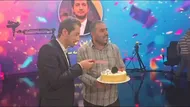 ببینید| جشن تولد نجم‌الدین شریعتی در پشت صحنه برنامه سمت خدا