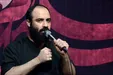افشاگری مداح معروف پس از ده سال از روزی که چیز خورش کردند +فیلم
