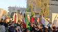 فرزندان آیت‌الله سیستانی در مراسم تشییع رهبر انقلاب در نجف +عکس