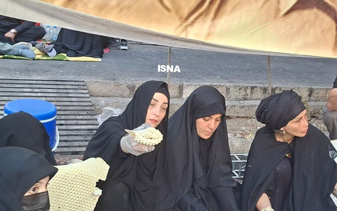 موکب موکب