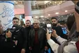 ببینید| احترام بازیگران و هنرمندان ایرانی به سرود ملی در جشن حافظ
