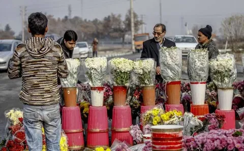 گل‌فروشان اطراف بهشت زهرا جمع می‌شوند