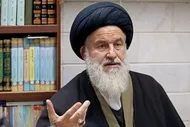 تهدید مسئولان توسط عضو مجلس خبرگان: یک خشاب برای هر نفرتان خالی می‌کنیم!