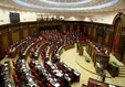 درگیری شدید نمایندگان در پارلمان ارمنستان +فیلم